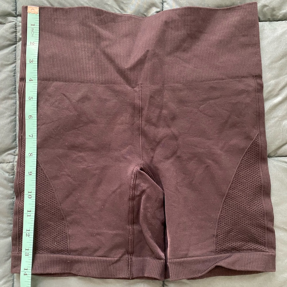 Lululemon Compression Shorts (2017). Black. Sz 6